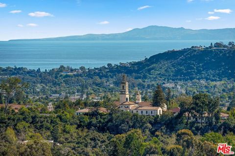 Tiny photo for 2919 Kenmore Place, Santa Barbara, CA 93105 (MLS # 26660319)