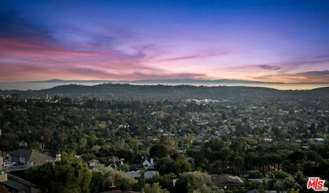 Tiny photo for 2919 Kenmore Place, Santa Barbara, CA 93105 (MLS # 26660319)