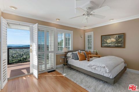 Tiny photo for 2919 Kenmore Place, Santa Barbara, CA 93105 (MLS # 26660319)