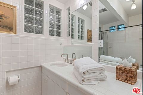 Tiny photo for 2919 Kenmore Place, Santa Barbara, CA 93105 (MLS # 26660319)