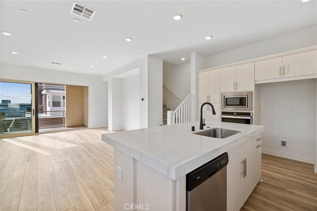 Photo of 162 Frame, Irvine, CA 92618 (MLS # OC25238117)