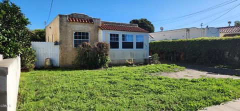 Tiny photo for 330 S Seaward Avenue, Ventura, CA 93003 (MLS # V1-33886)