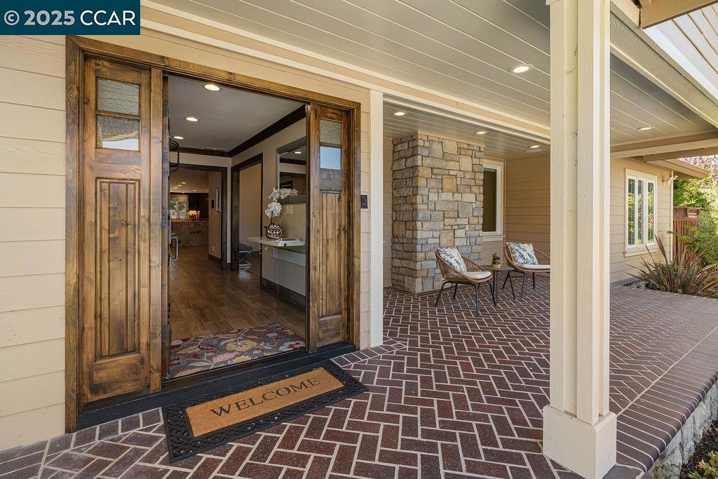 RANCHO SAN RAMON - Residential
