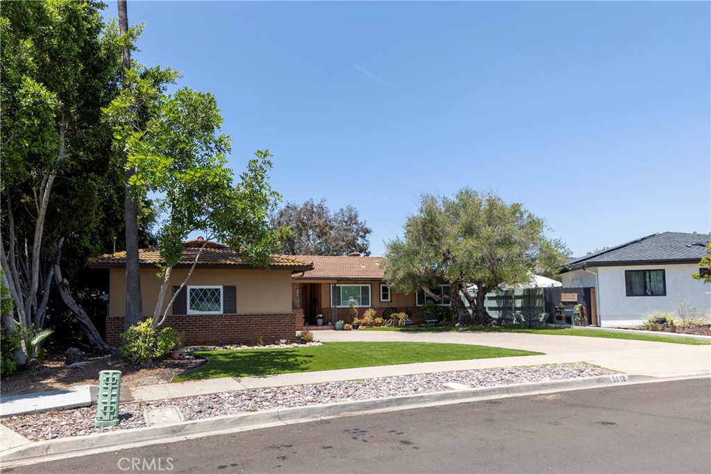 5618 Meredith Avenue