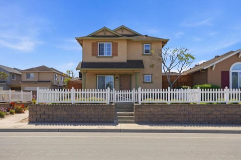 Photo of 352 San Juan Grade Road RD, Salinas, CA 93906 (MLS # ML82048352)