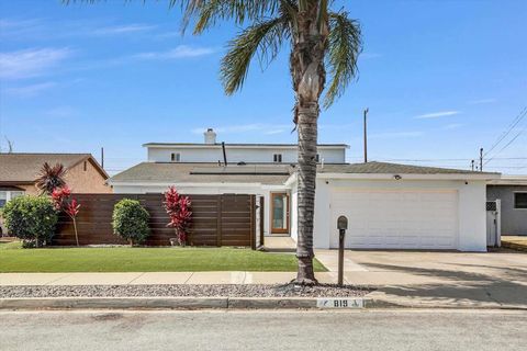 Photo of 819 Iris Avenue, Imperial Beach, CA 91932 (MLS # NDP2606550)