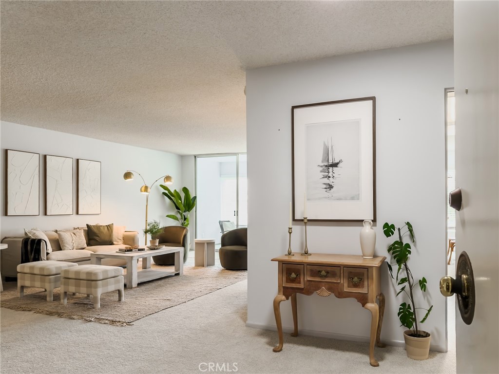 649 Paseo De La Playa 303