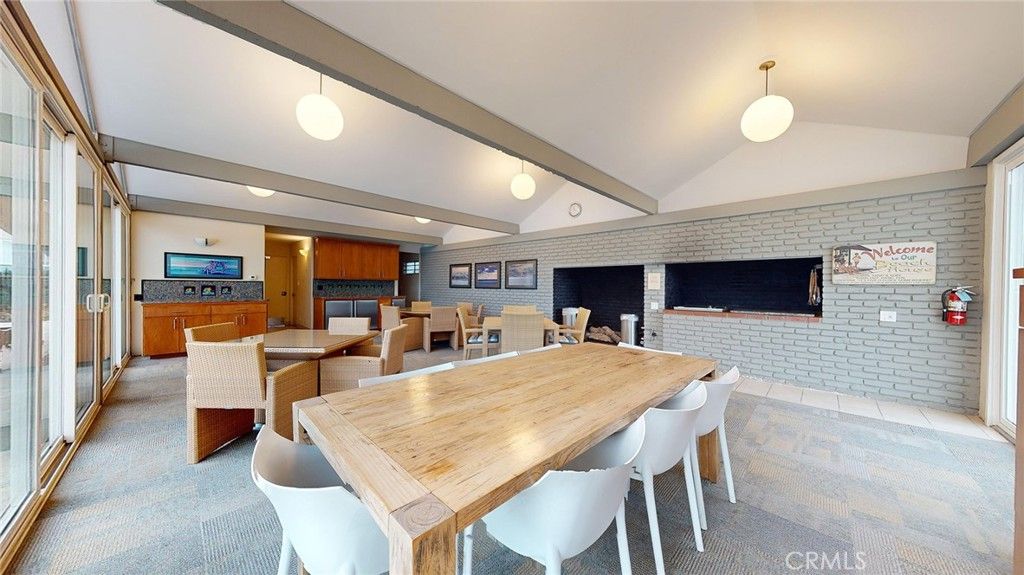 listing image 130727236306521627190