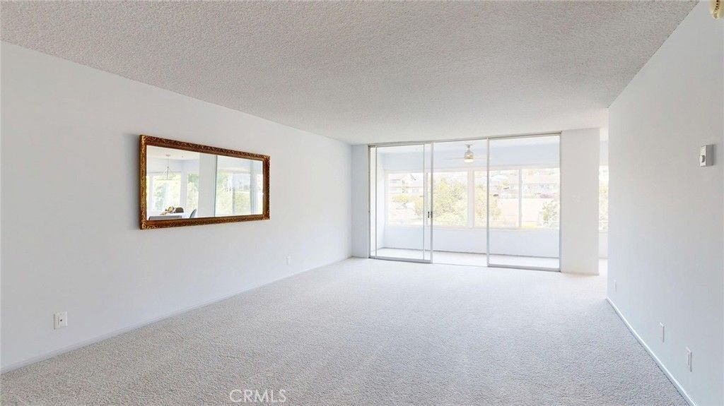 listing image 130722239149227274677