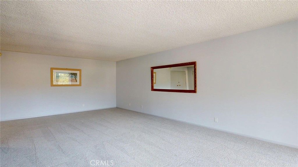 listing image 130727807801914371891