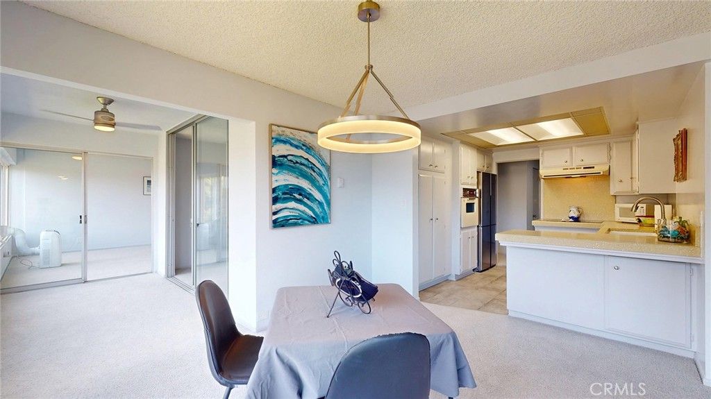 listing image 130724689293097916517