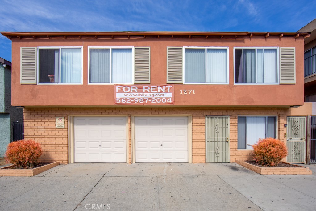 1271 E 7th Street