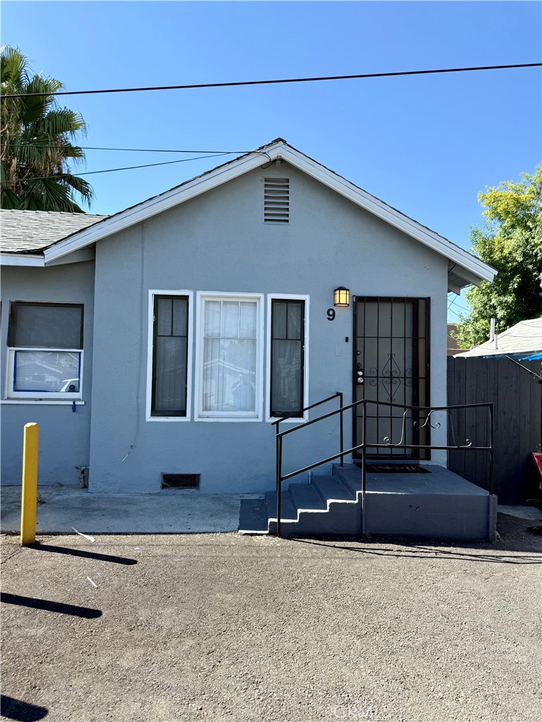 123 N Inez Street