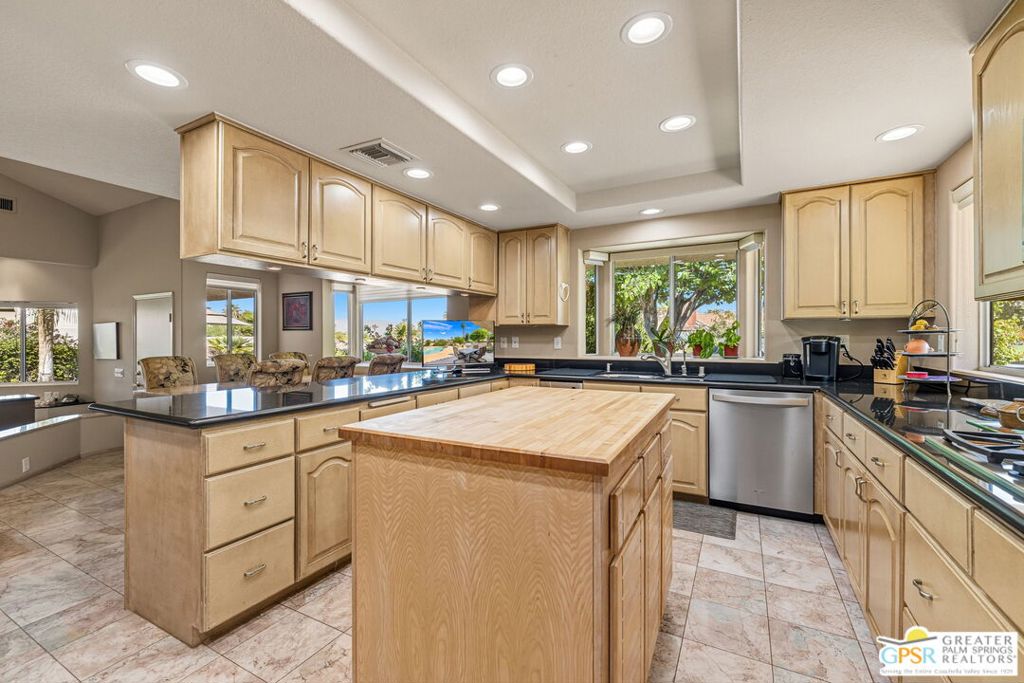 Canyon Cove-805 - Residential