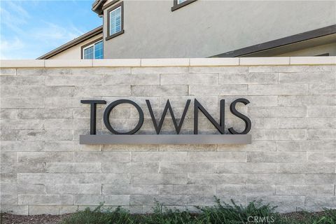 Photo of 32612 Manhattan Ave, Winchester, CA 92596 (MLS # SW26074116)