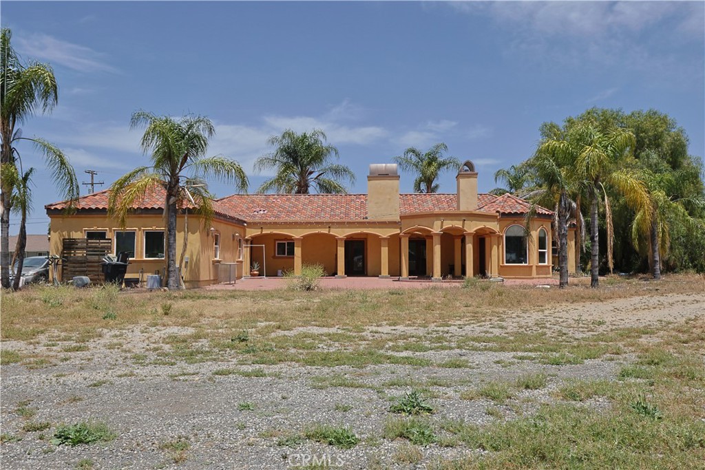22331 Walnut Street