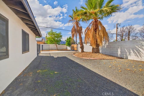 Tiny photo for 1815 E Racquet Club RD, Palm Springs, CA 92262 (MLS # TR26232121)
