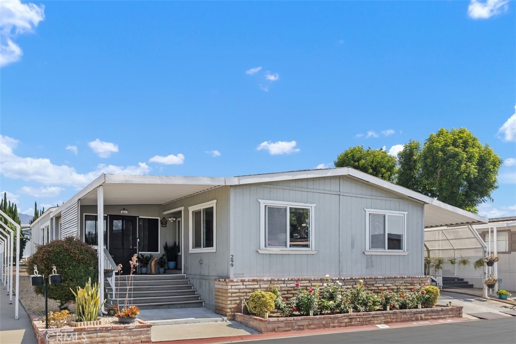 1456 E Philadelphia St Spc 299
