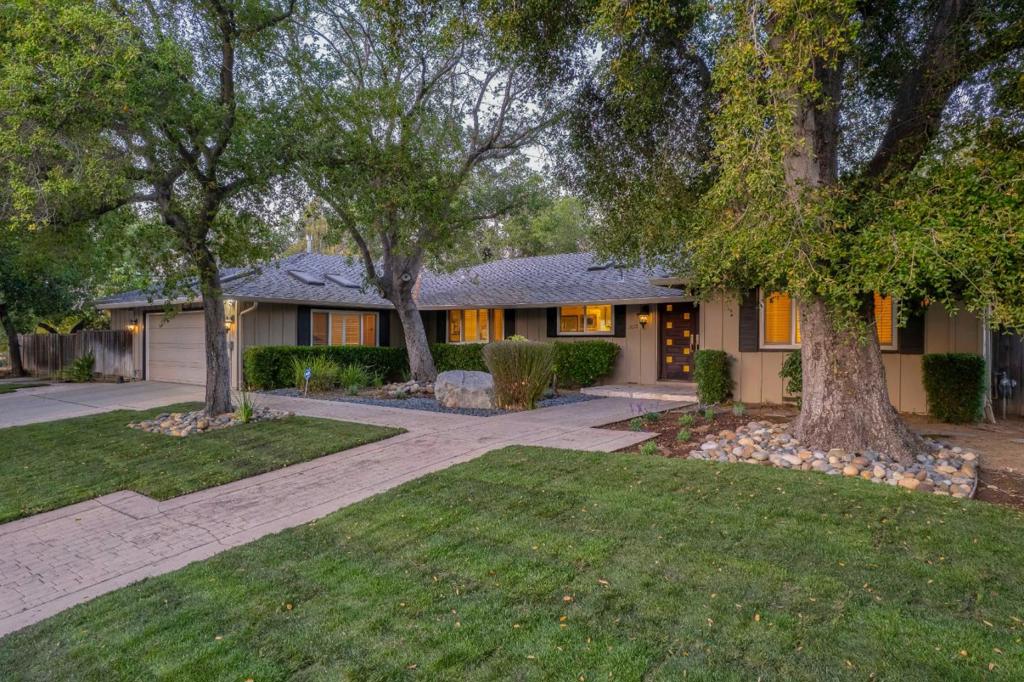 13010 Glen Brae Drive