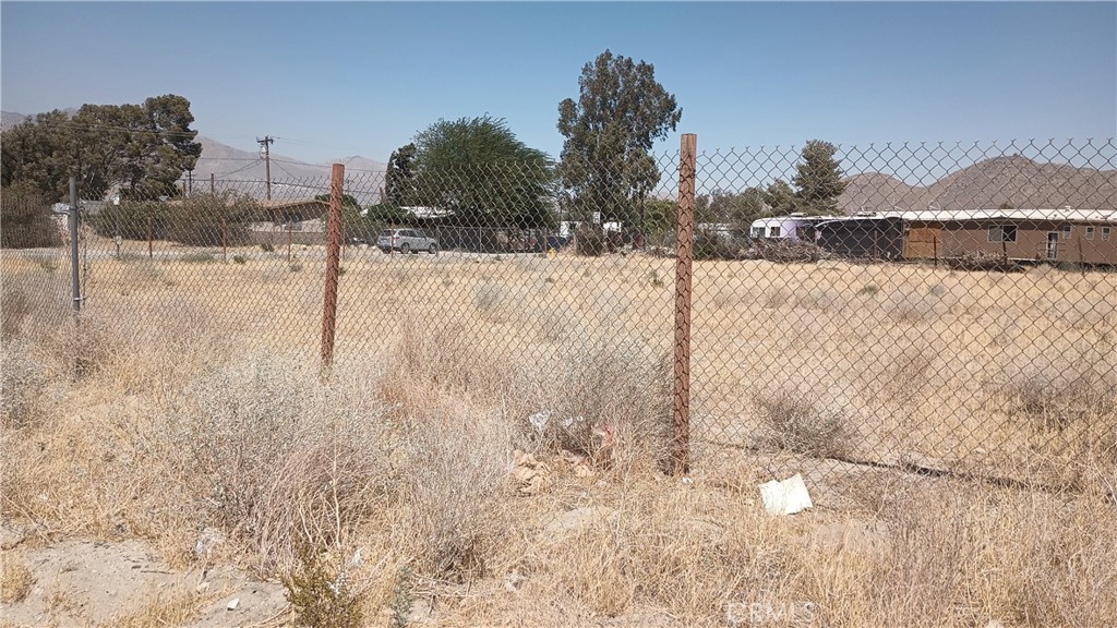 Solera (SLRA) - Land