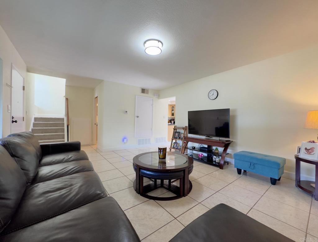 1651 S Juniper Street 50