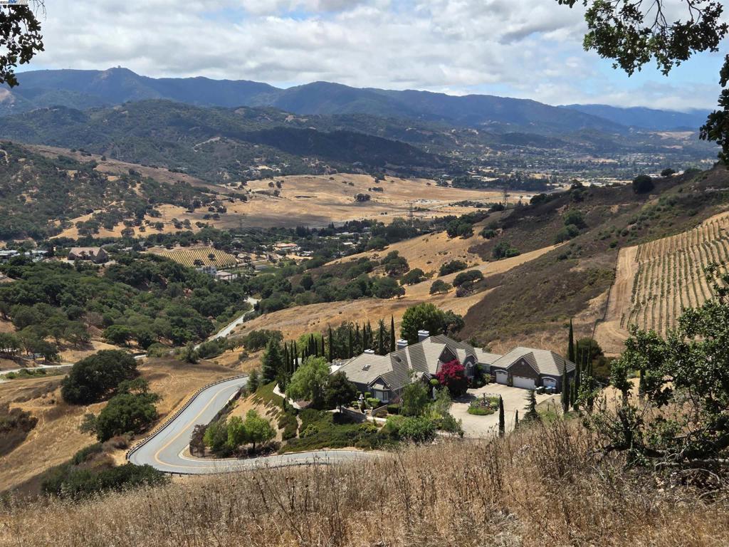 22610 Country View Drive