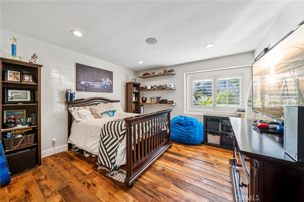 Mizener Custom Homes (MZ) - Residential Lease