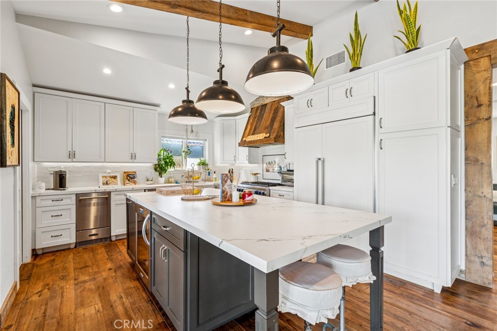 Mizener Custom Homes (MZ) - Residential Lease