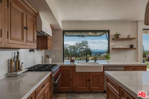 Tiny photo for 2609 Montrose Place, Santa Barbara, CA 93105 (MLS # 26765351)