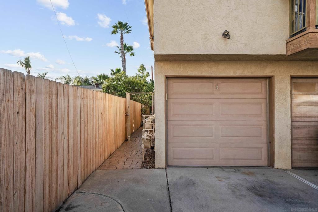 listing image 130728962592614811176