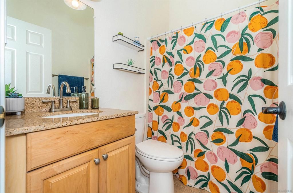 listing image 130729310296221641007