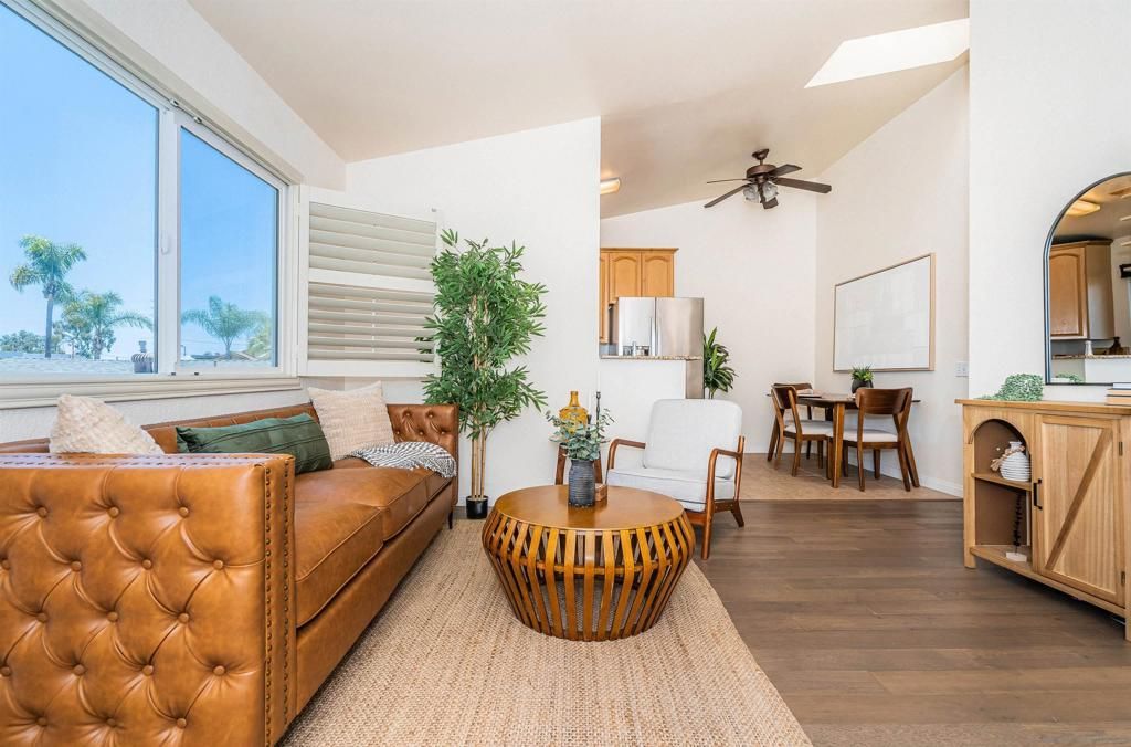 listing image 130729825837885243686