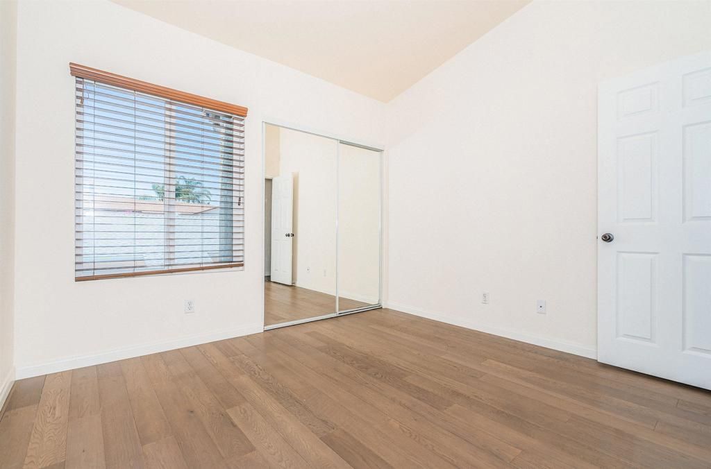 listing image 130720891105725960031