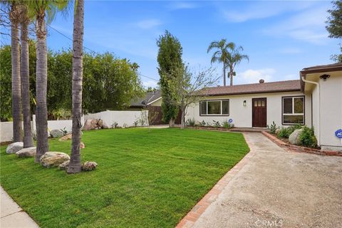 Tiny photo for 24308 Highlander Road, West Hills, CA 91307 (MLS # SR26021260)