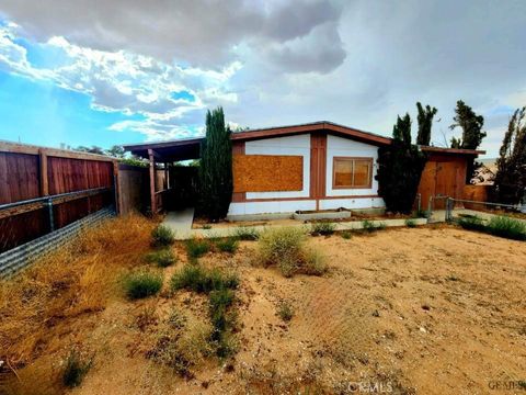 Photo of 330 Morning Glory Drive, California City, CA 93505 (MLS # SR25219840)