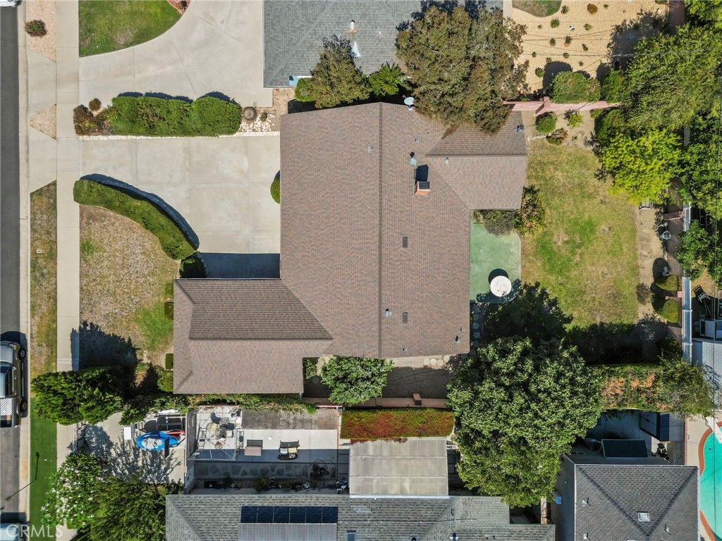 Photo of 10508 Collett Ave, Granada Hills, CA 91344 (MLS # SR25226208)