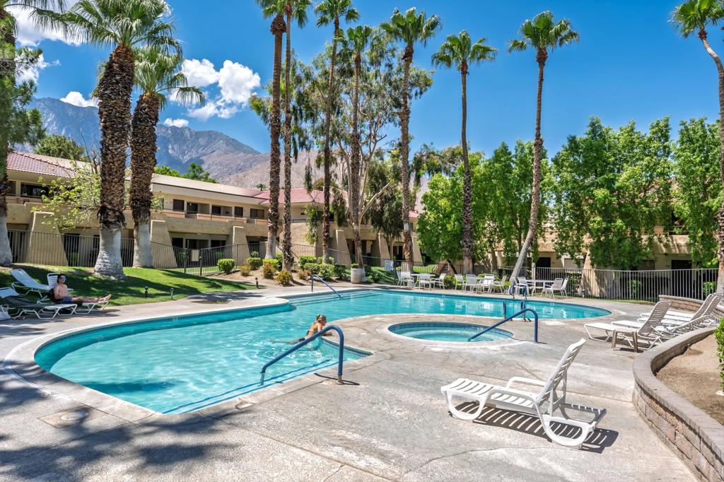 2810 N Arcadia Court A-115