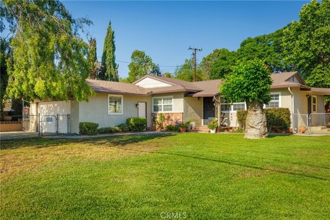 Photo of 11240 Davis St, Moreno Valley, CA 92557 (MLS # IV26081143)