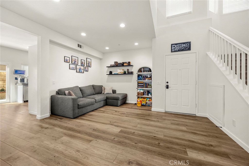 1124 Davis