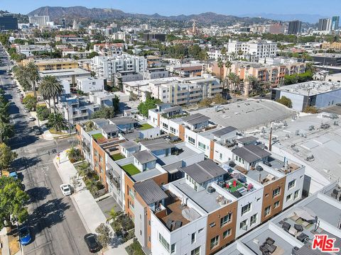 Photo of 1144 W Alma Lane, Los Angeles, CA 90038 (MLS # 26650443)