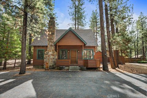 Photo of 39161 Buckthorn Rd, Big Bear Lake, CA 92315 (MLS # IG25264417)