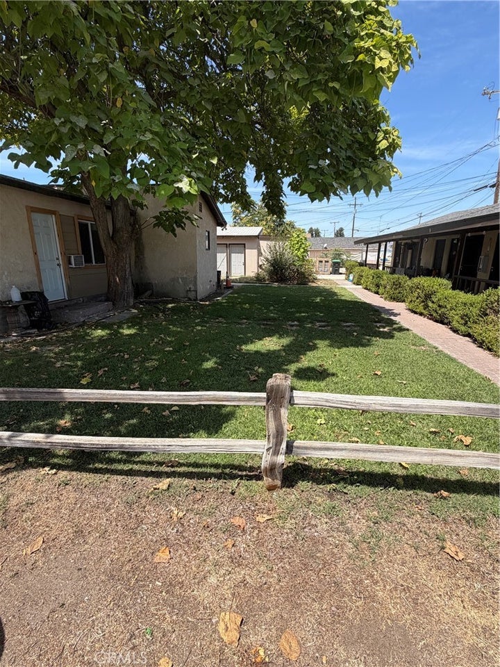 Photo 1 of 32 — 281 E Main, San Jacinto, CA 92583