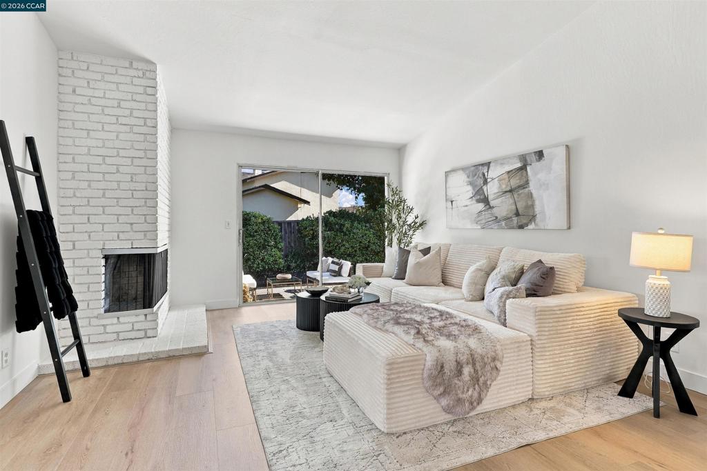 3052 Montevideo Dr