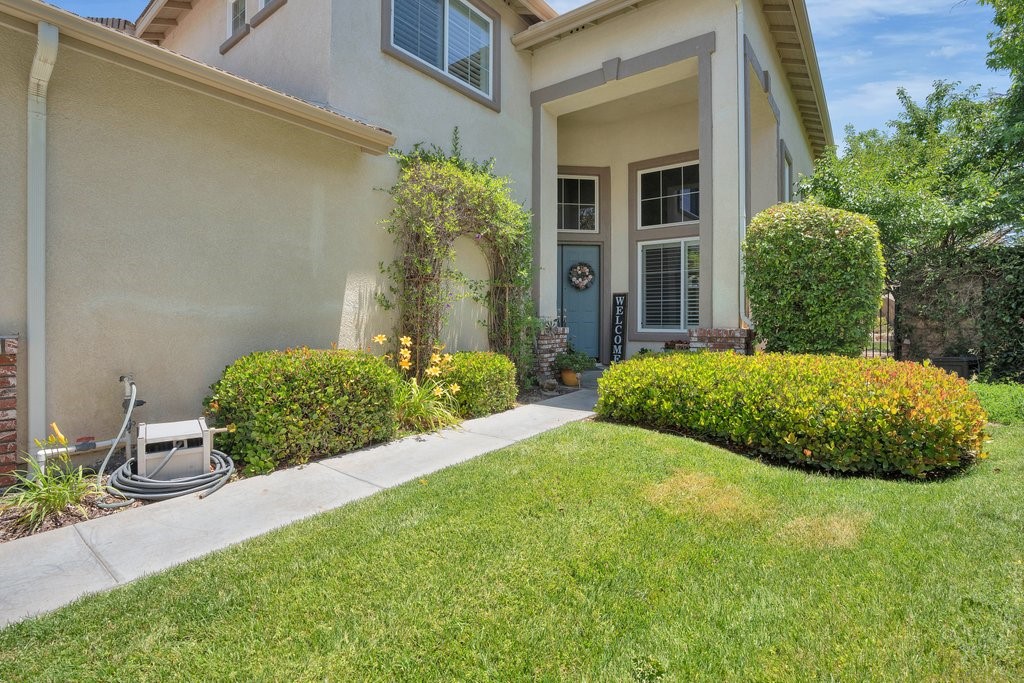 42207 Kimberly Way