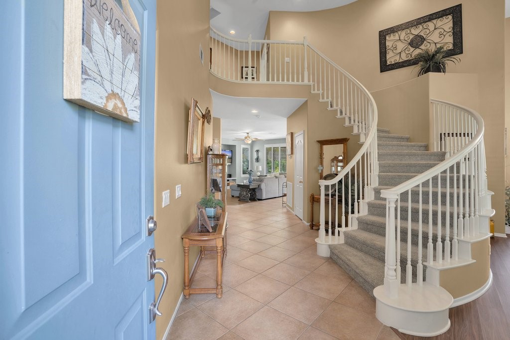 42207 Kimberly Way