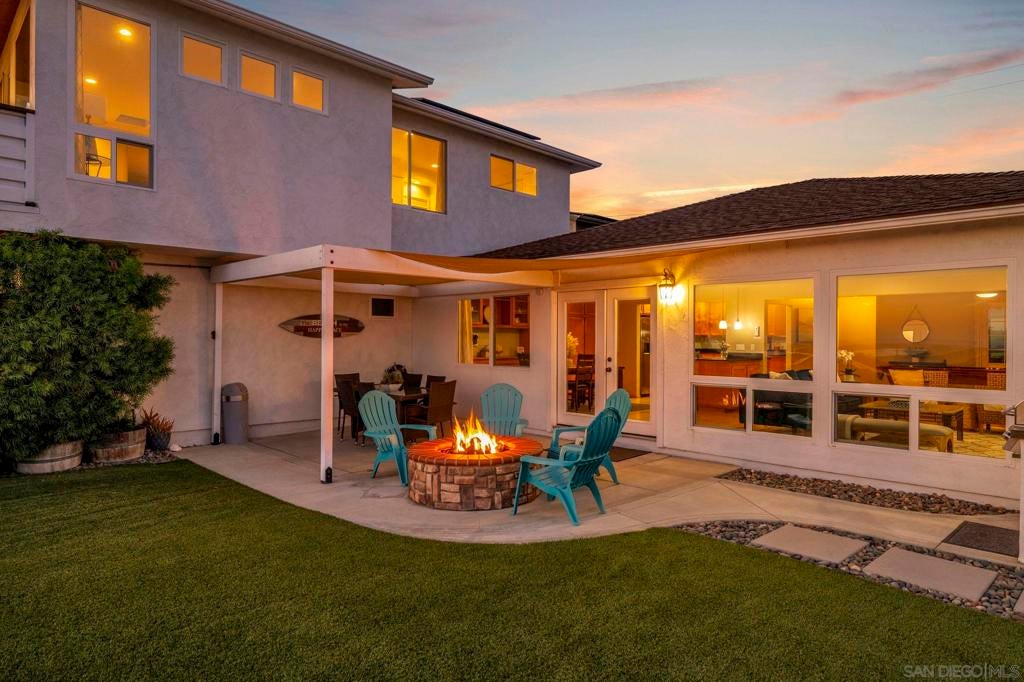 2704 06 Deerpark Dr DR, San Diego CA 92110