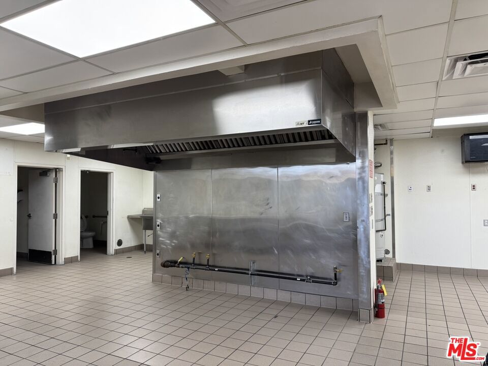 1903 PACIFIC COAST Highway 1901-1905