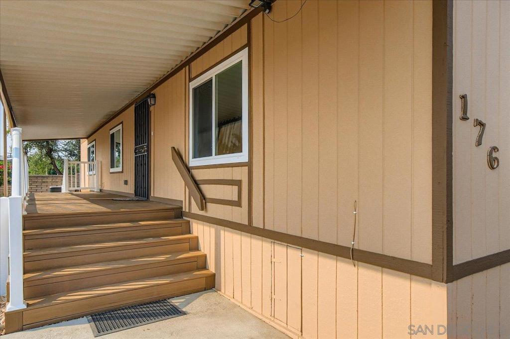 11949 Riverside Dr 176