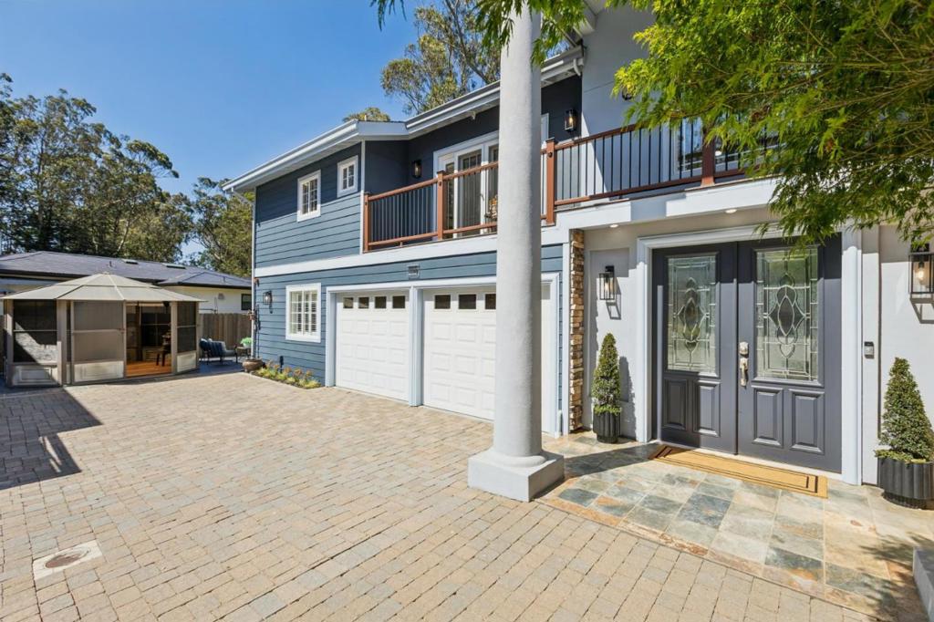 3169 Moreland Drive