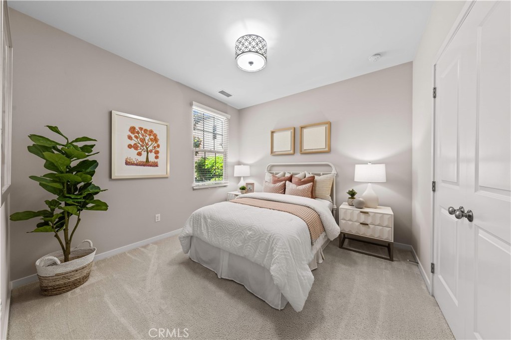 53 Bay Laurel
